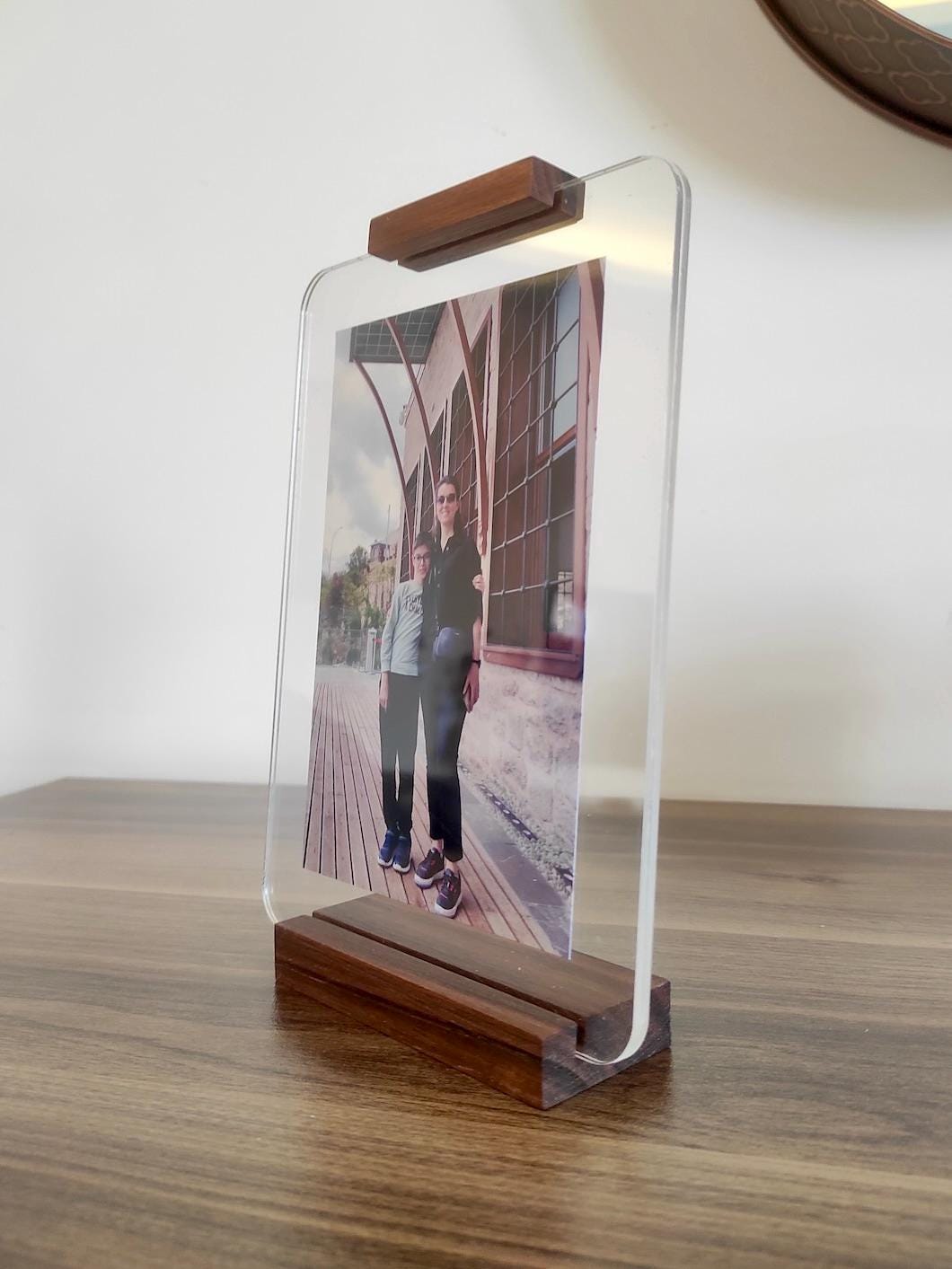Fotoğraf Çerçevesi (Masif Ceviz) 10*15 cm